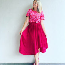 Unbe-leaf-able Everyday Tee Pinks