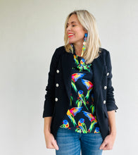 Flocking Awesome Everyday Tee Black