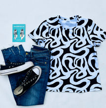 Making Waves  Everyday Tee Black & White
