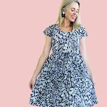 Monochrome Feeling Swell Sundress