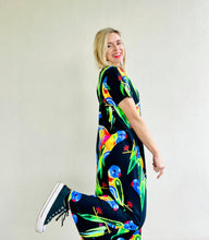 Flocking Awesome Maxi Dress Black PRE-ORDER