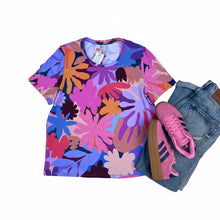 Flower Power Everyday Tee Pinks