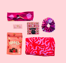 MYSTERY DRESS & ACCESSORY BOX