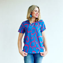 Domino Effect Everyday Tee Blue & Red