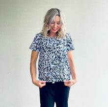 Feeling Swell Monochrome Everyday Tee